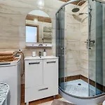 3 Osobowy W Centrum 50 M Do Ul Monte Cassino Apartmán *