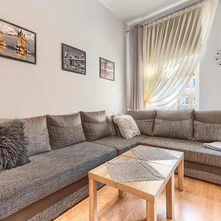 Apartament 3 Osobowy W Centrum 50 M Do Ul Monte Cassino